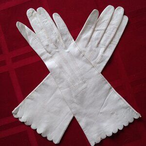 French Vintage Cream White Kid Gloves - Size Small